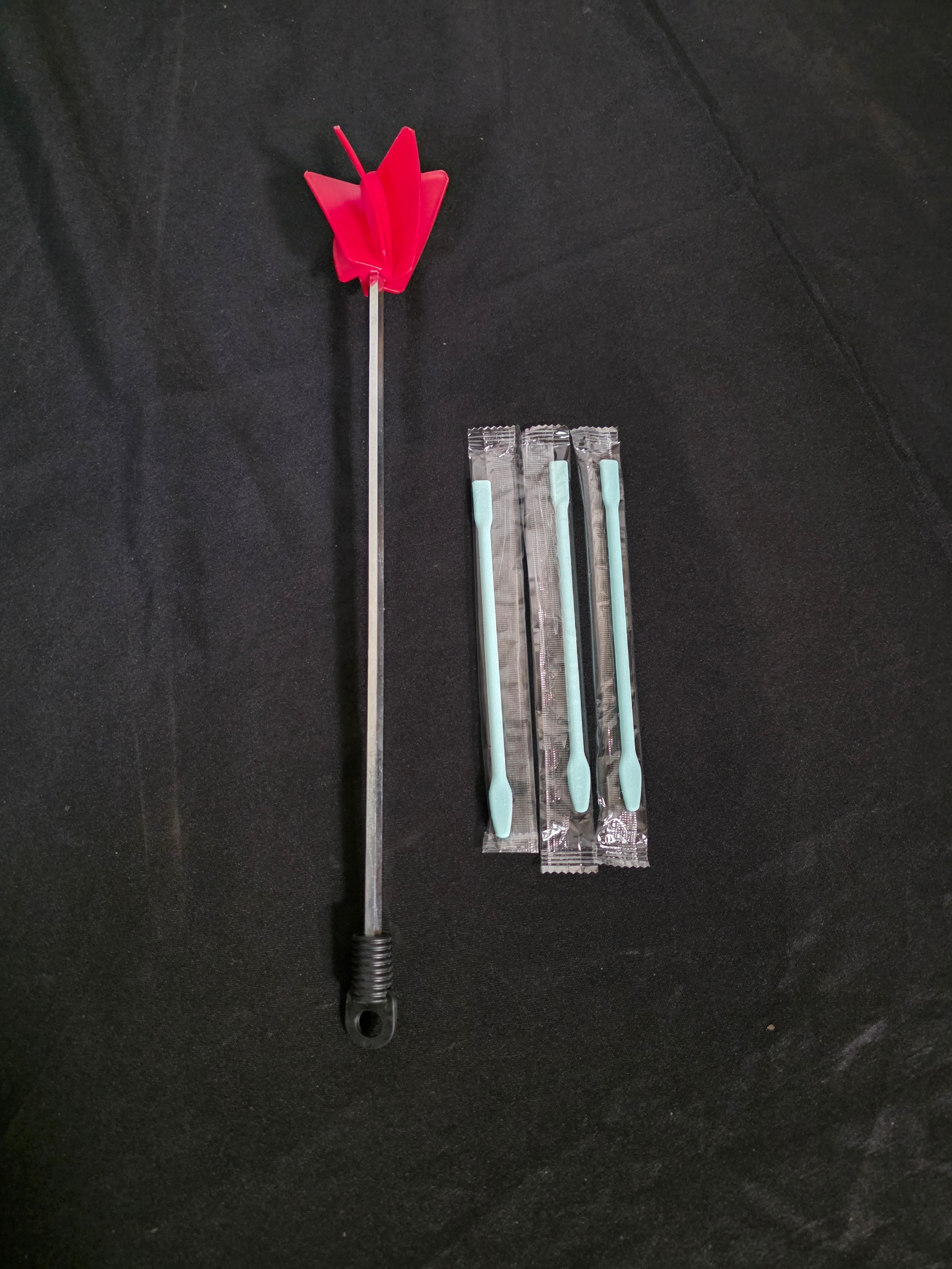 Navaris Epoxy Mixer for Drill - 5 Gallon Paint and Epoxy Resin Mixing Attachment - 14" Stirrer Paddle for Drills - Includes 3 Silicone Stir Sticks - Retail $45