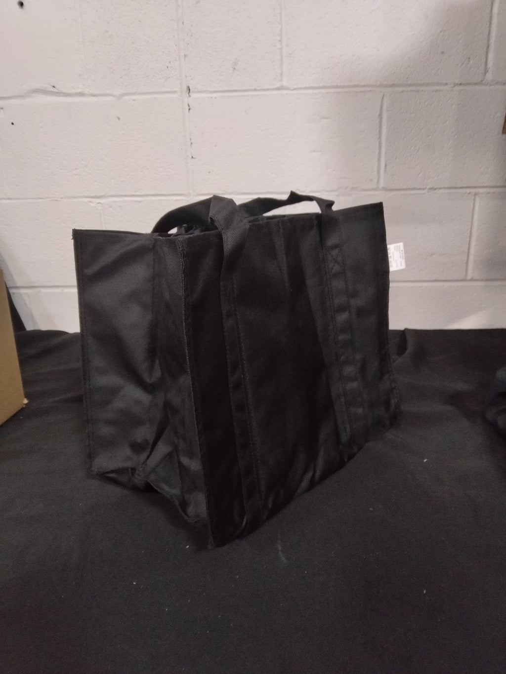 Navaris 12 Compartment Bottle Bag - Bottle Carrier Bag for Wine, Drinks Bottles - Reusable Grocery Bag for Shopping and Storage - Black - Retail $21.99