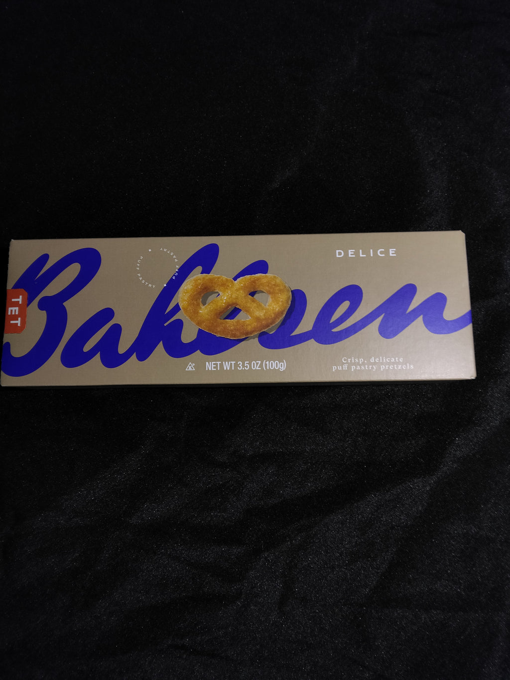 Bahlsen Delice Puff Pastry Gourmet Cookies Pretzel-Shaped Biscuits - 3.5 Ounce Box (3 Pack) - Retail $16.99