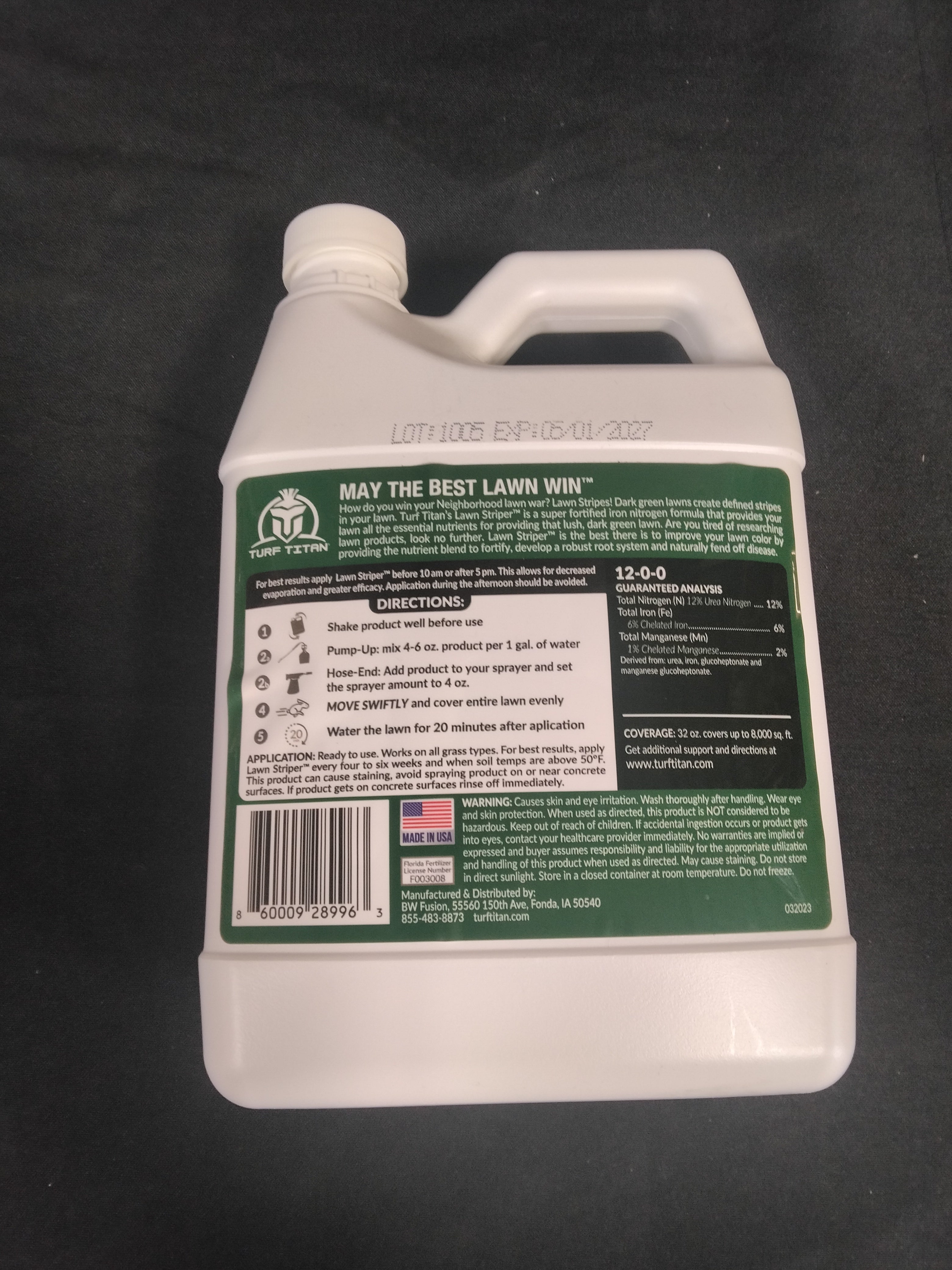 Turf Titan Lawn Striper Dual Action Fertilizer, 32 oz - Retail $32.99