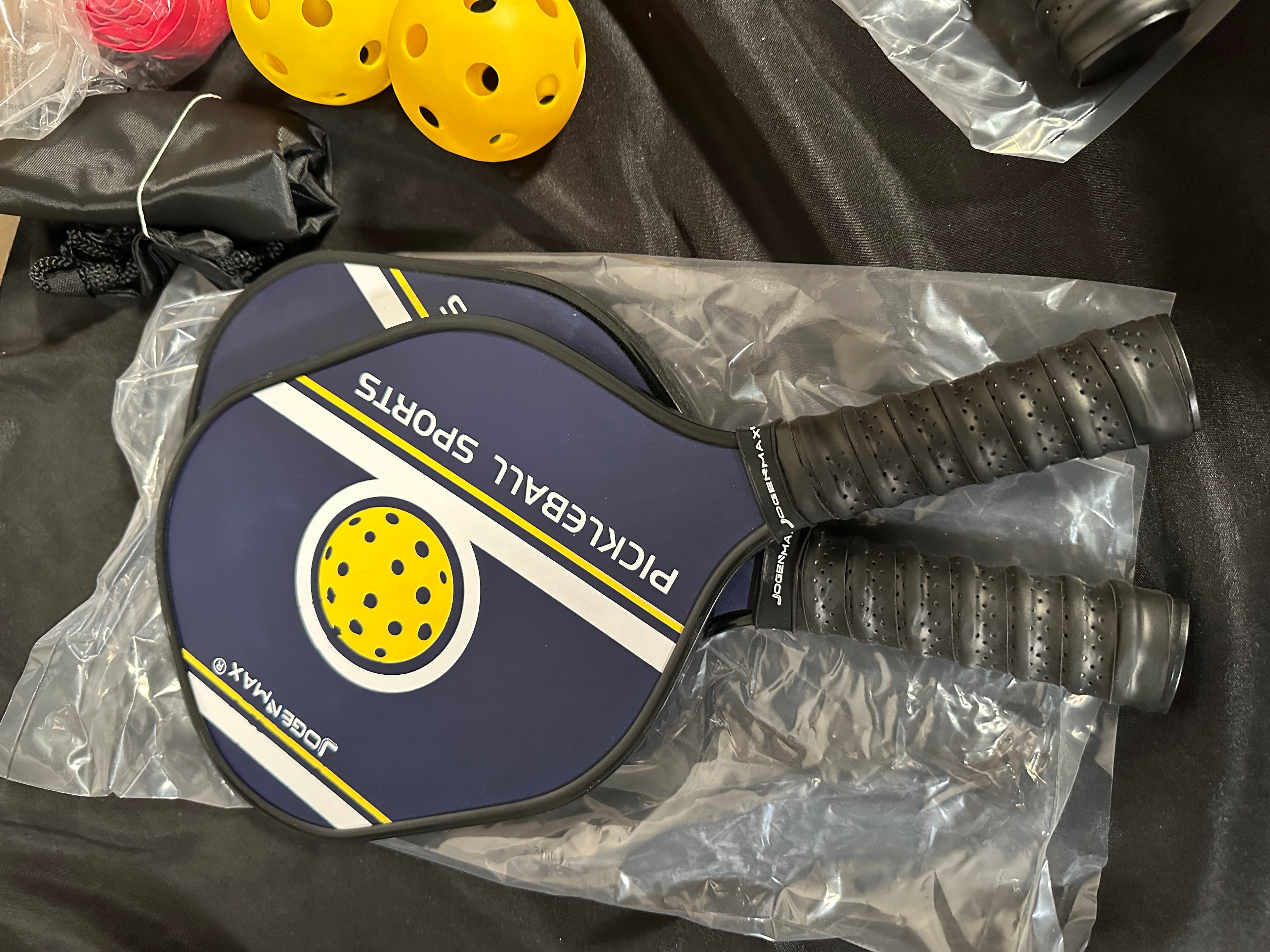 JOGENMAX Wood Pickleball Paddles,Pickleball Set of 4 with Balls - Retail $29.99